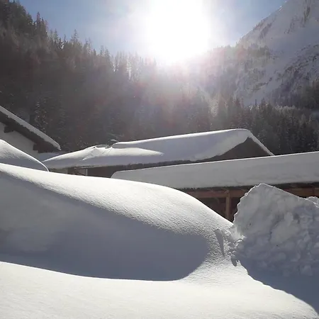 Haus Lechblick Homestay Steeg