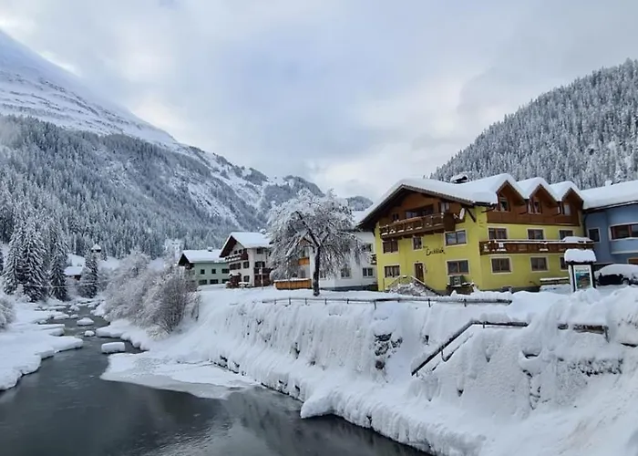 Δωμάτια σε οικογενειακή κατοικία Haus Lechblick *