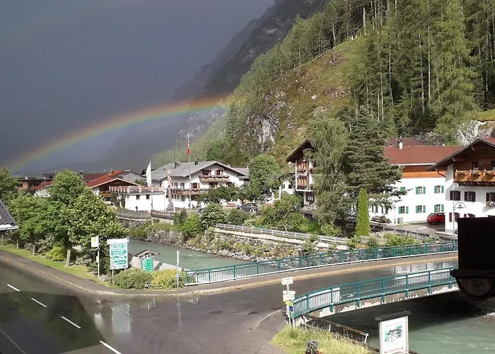 Haus Lechblick Séjour chez l'habitant Steeg